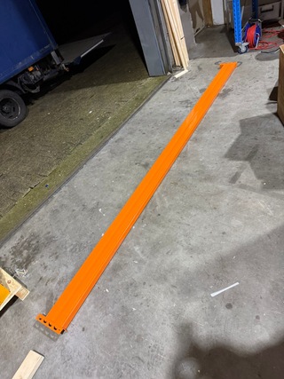 Ca 65 Ligger voor palletstelling, oranje