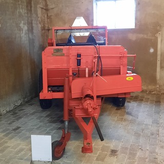 Nostalgische mestverspreider Solus, GS3, bouwjaar 1964