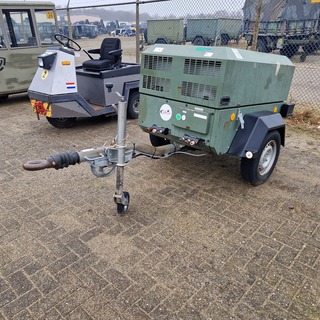 Compressor mobiel, Ingersoll-Rand, W902, 2005