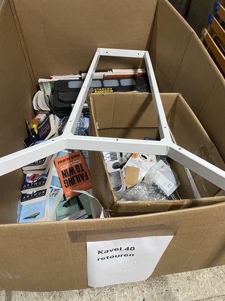 4x Pallet retouren en diversen