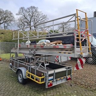 Aanhangwagen met bordes AL-KO