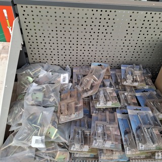 Assortiment deurbeslag o.a. Hillhout