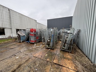 Ca. 28x Rolcontainers