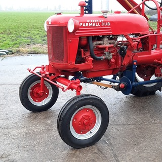 Oldtimer tractor Farmall Mc Cormick, Cub , bouwjaar 1947