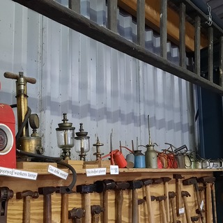 Diverse nostalgische olieclips