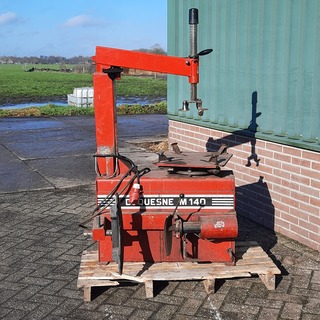 Banden de-en montageapparaat Duquesne, M140