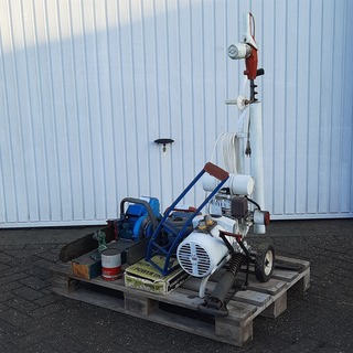 Heggenschaar en 2x kettingzaag