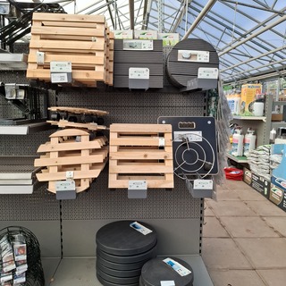 Assortiment verrijdbare voeten o.a. Nature