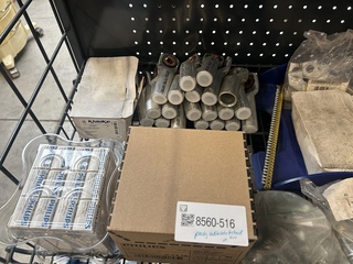 Partij installatietechniek accessoires w.o. verlichting W.o. Phillips,