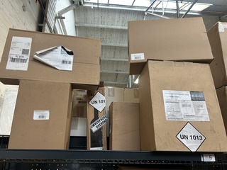 5x Inhoud stellingvak w.o. sodamaker, drankdispenser W.o. Zoomyo, Levi