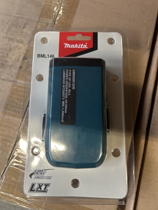 27x Zaklamp Makita, BML146