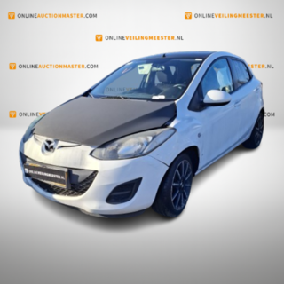 Personenauto, Mazda, 2, 1.3 Cool, 2012
