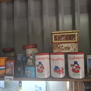 Partij nostalgische bewaarblikken