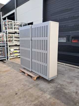 2x Akoestische schuifdeurkast, Mewaf