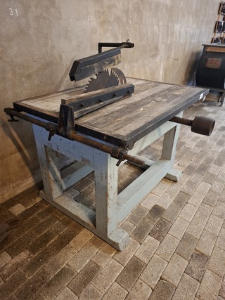 Nostalgische zaagtafel BKF, S511