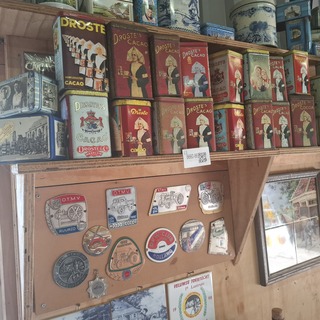 Partij nostalgische bewaarblikken vnl. Droste