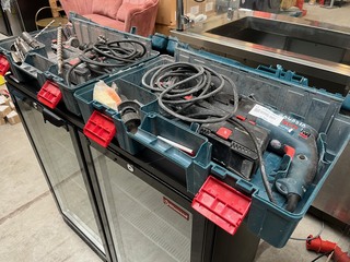 2x Boorhamer in koffer met boren Bosch, GBH 2-23 REA