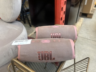 2x Bluetooth speaker JBL, roze