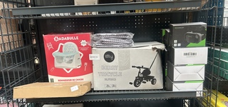 16x Diversen w.o. kinderfiets, kinderstoel, vr bril W.o. Badabulle, Bi