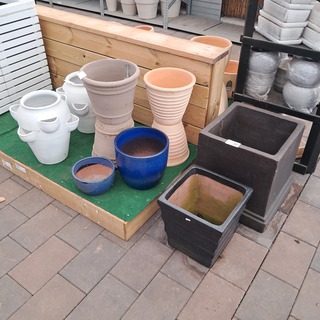 Partij bloempotten o.a. TS Collection