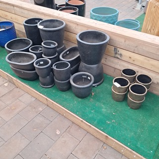 Partij diverse stenen bloempotten TS Collection