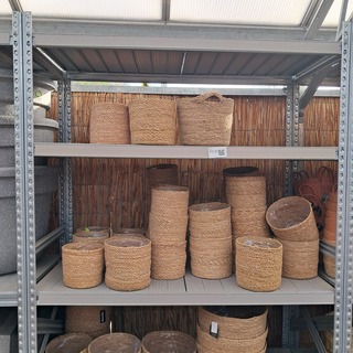 Partij bloemmanden o.a. TS Collection