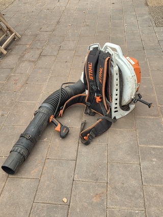 Bladblazer Stihl, BR800C