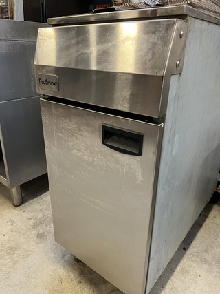 Gasfriteuse 21 liter, 2x frituurmand Profinox, C14