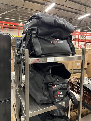 Rvs stelling inclusief 4 bezorgtassen met HeatElement Heatmaestro