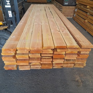 Ca. 63x Douglas plank, 3,2 x 15 x 400 cm