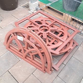 Ca. 10x Stalen raamwerk