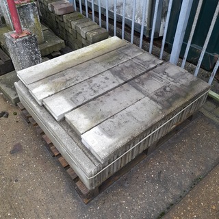 Ca. 24x Betonnen opsluitband, 6 x 20 x 100 cm