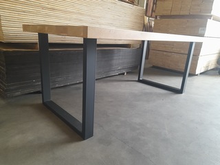 Eettafel met stalen U-poten, 100 x 200 cm