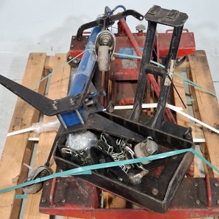 Garagekrik en assteun, O.a. Van Leeuwen