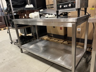Rvs werktafel 150x70x89 cm