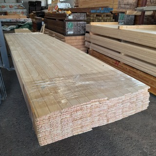 Ca. 213x Vuren saunaschrootjes, 1,6 x 9,5 x 450 cm