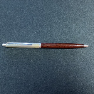 3x Vintage Collectors Pen Capitol