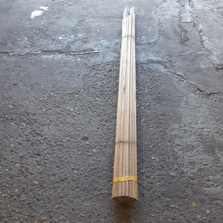 Ca. 32x Eiken latten, Afmeting ca. 15×15 mm, lengte 180-220 cm