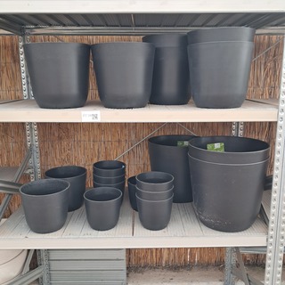 Ca. 19x Kunststof bloempot, TS Collection