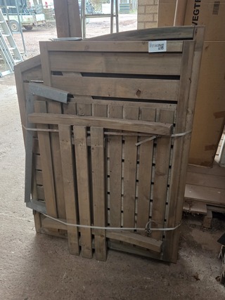 Houten containerombouw en tuinkast