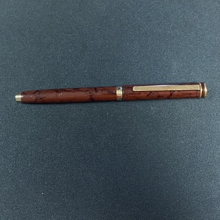 4x Vintage Collectors Pen Capitol