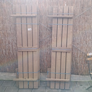 3x Tuinbank, O.a. Hillhout