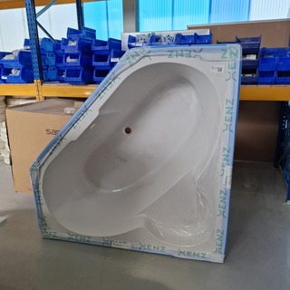 Hoekligbad Xenz, Borneo, glans wit