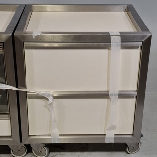 3x Verrijdbare keukenblokken,  O.a. Whirlpool