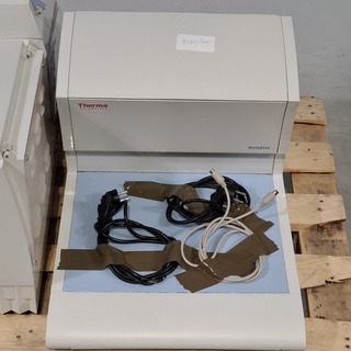 2x Laboratoriumapparaat, O.a Thermo, o.a Histostar