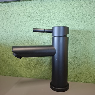 Wastafelkraan High End, mat zwart