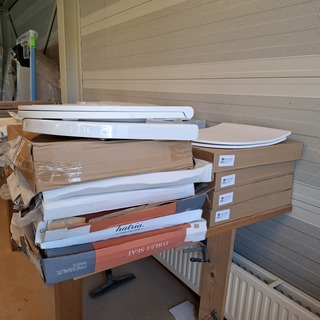 ca. 11x Toiletzitting/deksel diverse merken