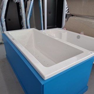 Whirlpool Sanindusa, Plan, glans wit