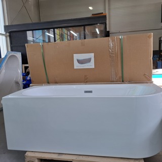 Hoekligbad back to the wall, Fibrex, wit