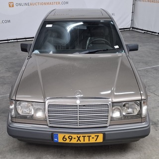 Personenauto, Mercedes-Benz, 200-500 (W124), 260 E, bruin, 1986